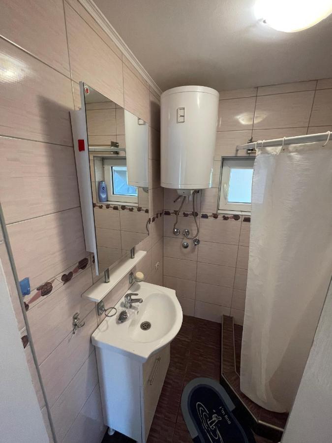 Vulsa Apartmani Kladovo Eksteriør billede