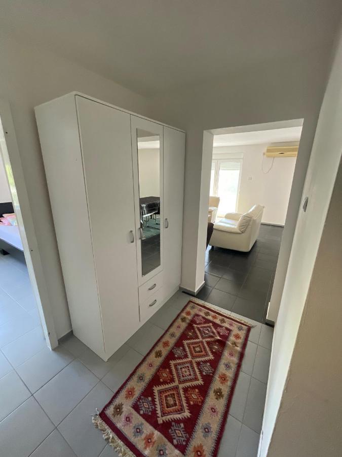 Vulsa Apartmani Kladovo Eksteriør billede